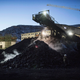 Illustration for article titled Photographs Capture What Life is Like in One of the Worlds Dirtiest Pits